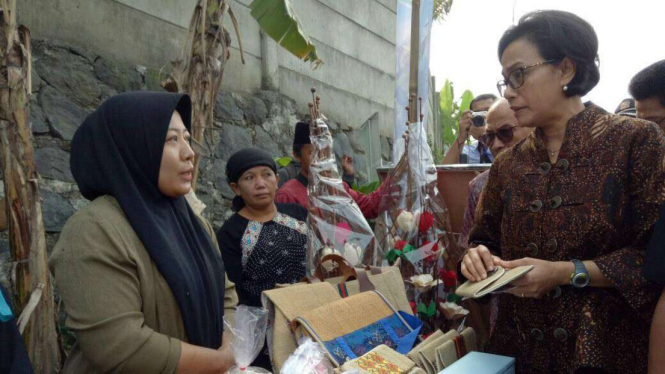 Menteri Keuangan Sri Mulyani saat launching pembiayaan ultra mikro di Bogor.
