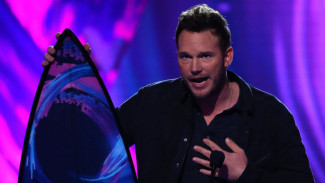 Kemunculan Perdana Chris Pratt Usai Cerai jadi Sorotan