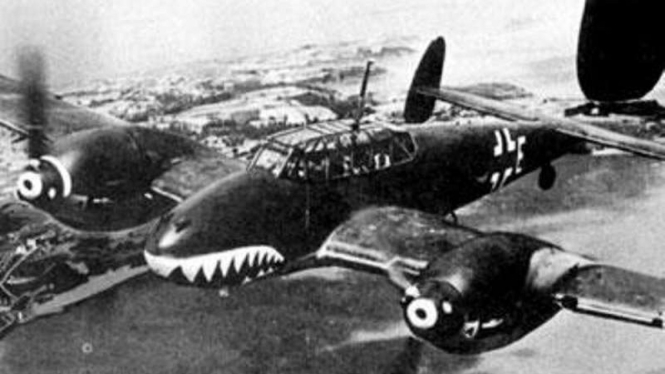 Salah satu pesawat Royal Air Force yang dikerahkan di perang 'The Hardest Day.'