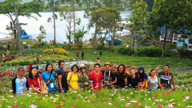 51+ Gambar Bunga Pancur Paling Keren 51+ Gambar Bunga Pancur Paling Keren