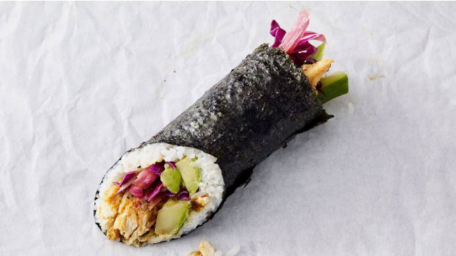 Sushi Burrito yang baru diluncurkan Starbucks.