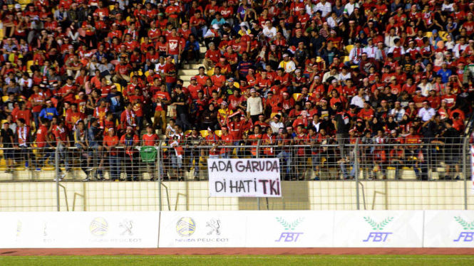 Suporter Indonesia dan TKI