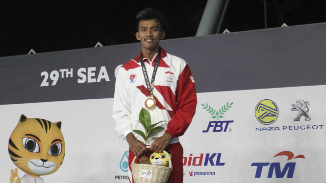 Perenang Indonesia, Triady Fauzi Sidiq