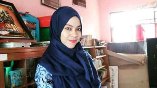 Tika Meiriska, guru cantik asal Bengkulu yang bikin heboh