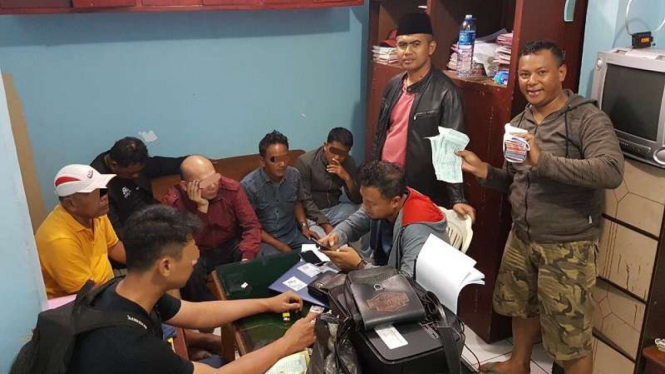 Polisi mengamankan lima orang kasus perjudian pemilihan kepala desa di Tangerang