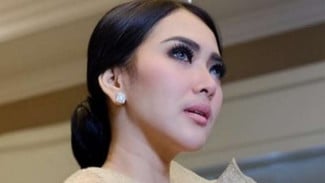 Ilustrator Marvel Bikin Syahrini Jadi Pahlawan Super