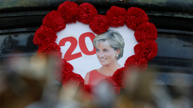 20 tahun mengenang meninggalnya Putri Diana di Paris.