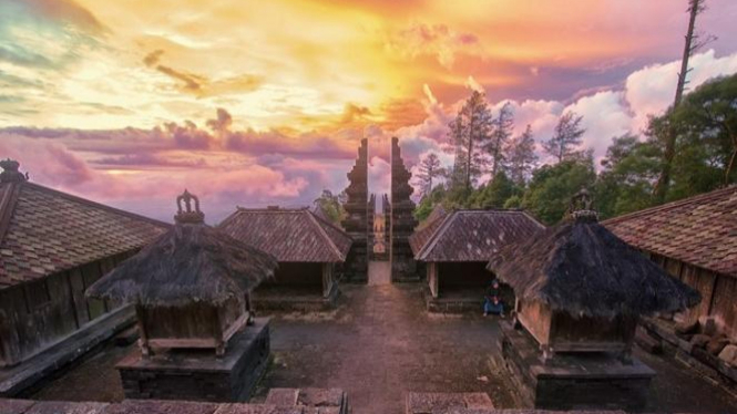 Sunset di Candi Cetho.