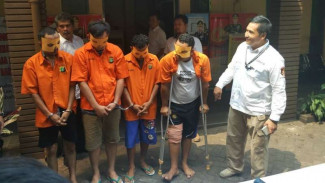 Perampok Bersepatu Paku Tajam di Jalan Macet Dibekuk