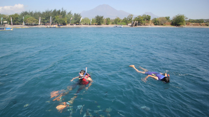 Pantai Bangsring, Banyuwangi, Jawa Timur