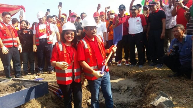 Peresmian pembangunan stadion di kawasan eks Taman BMW, Jakarta Utara.