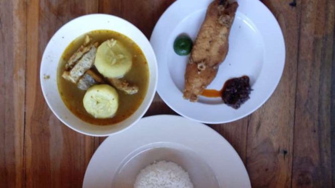 Sup Kepala Ikan Warung Be Sanur, Bali