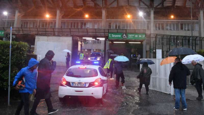 Hujan besar dan banjir jelang duel Lazio vs AC Milan