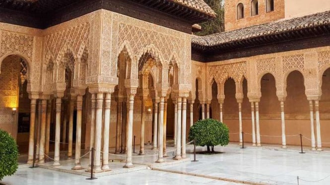 Istana Alhambra di Granada, Spanyol