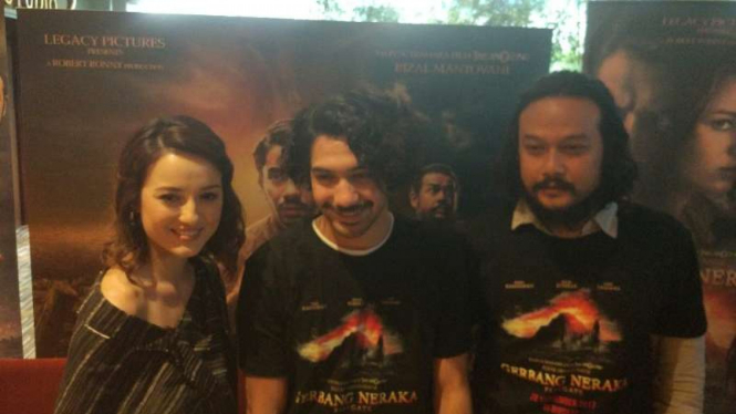 Reza Rahadian, Julie Estelle dan Dwi Sasono menjadi trio pemeran 'Gerbang Neraka