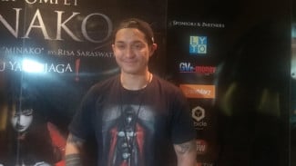 Miller Khan Mendadak Jualan Tiket