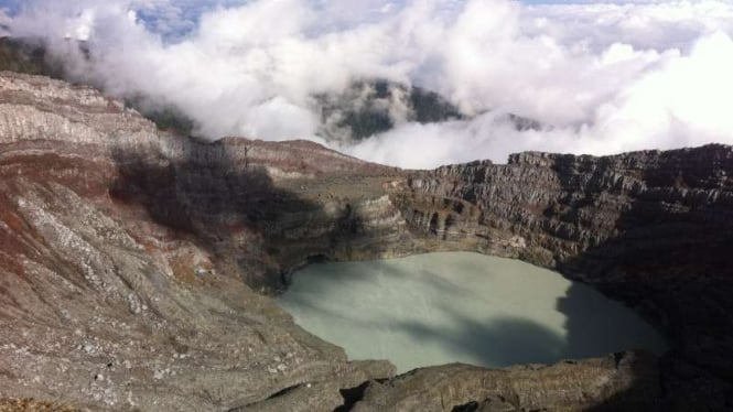 Kawah Gunung Dempo