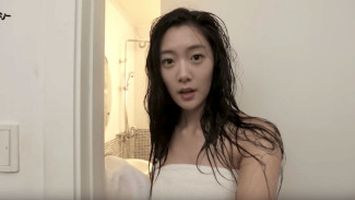 Insiden Handuk Melorot Artis Korea Bikin Kaget