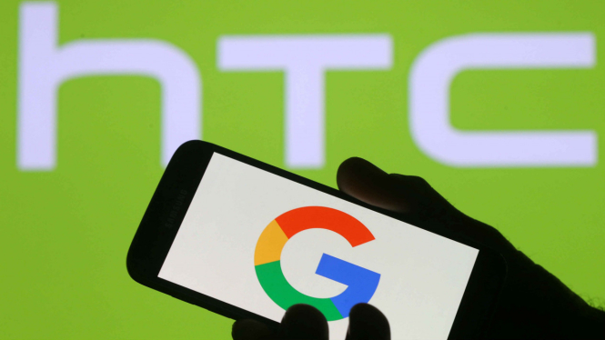 Logo Google dan HTC.