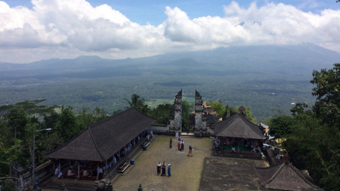 Gunung Agung