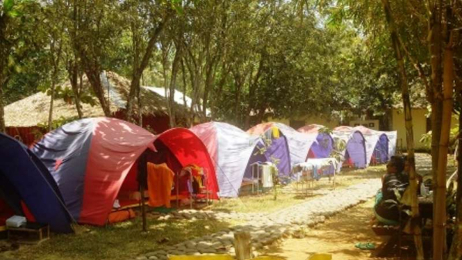 Camping Ground di Tanjung Lesung.