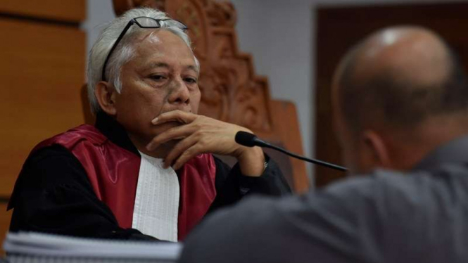 Hakim tunggal praperadilan Setya Novanto, Cepi Iskandar