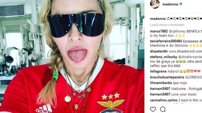 Postingan bintang pop legendaris, Madonna berjersey Benfica