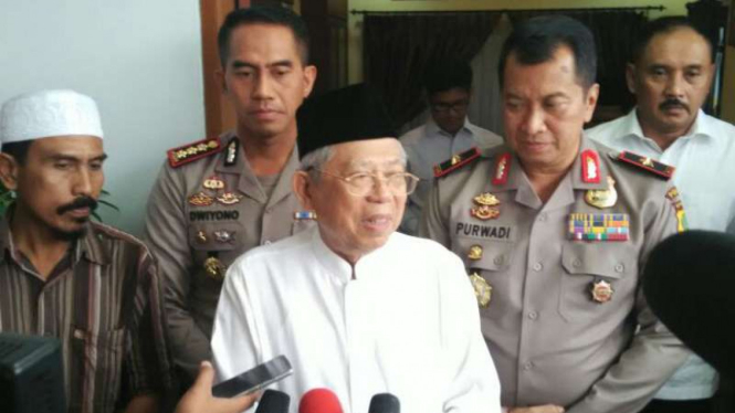 Ketua MUI KH Ma'ruf Amin dan Wakapolda Metro Jaya Brigjen Polisi Purwadi