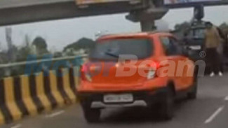 Mobil Celerio Gaya Crossover Kepergok Tengah Jalan-jalan