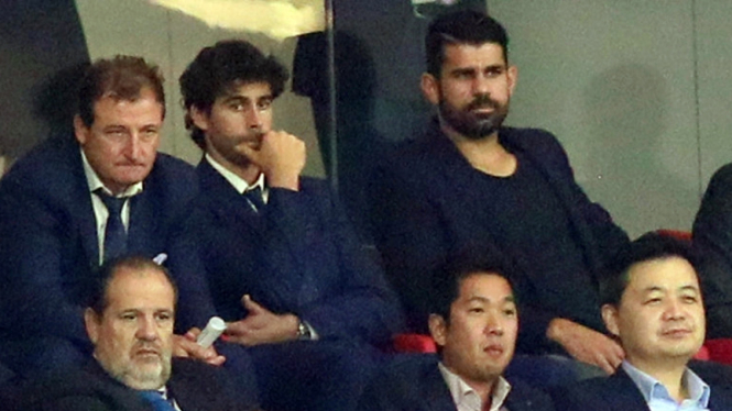 Diego Costa (kanan atas).
