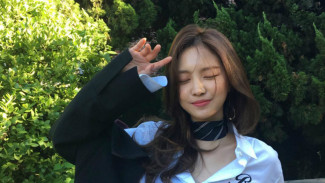 Naeun Umumkan Hengkang dari Apink