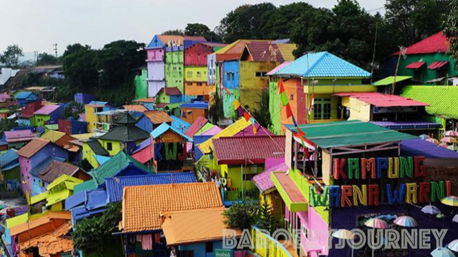 Kampung Warna warni. Foto: Very barus