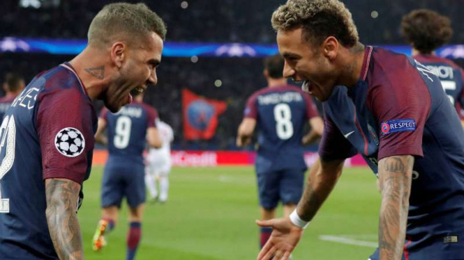 Bintang Paris Saint-Germain, Dani Alves dan Neymar