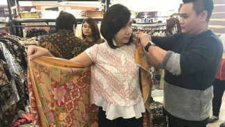 Tutorial Bikin Batik Draping dalam 3 Menit