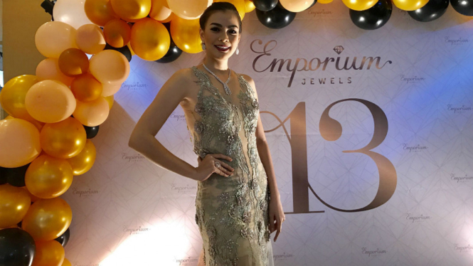 Puteri Indonesia 2016, Kezia Warouw