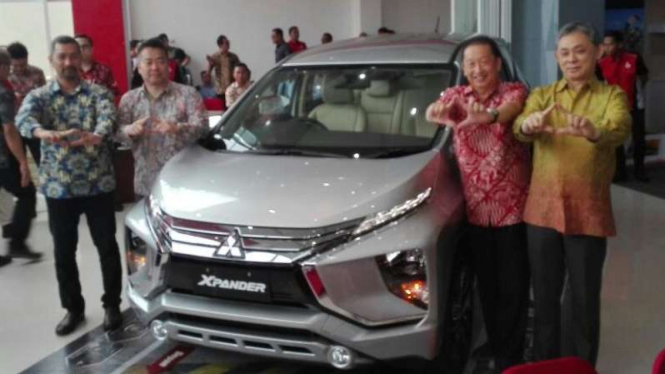 Pembukaan diler terbaru Mitsubishi di Kalimantan Timur.