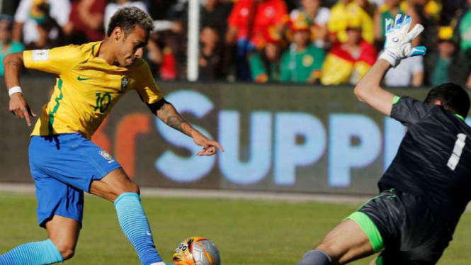Striker Brasil, Neymar saat menghadapi Bolivia