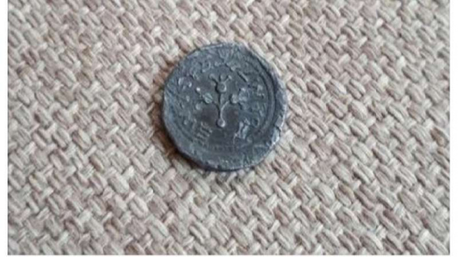 Koin suvenir yang diklaim Netanyahu sebagai bukti Yahudi miliki Tepi Barat