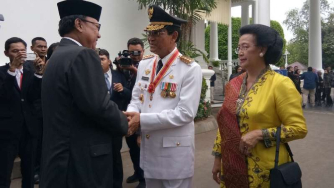 Mendagri Tjahjo Kumolo sambut Sri Sultan Hamengkubuwono X.