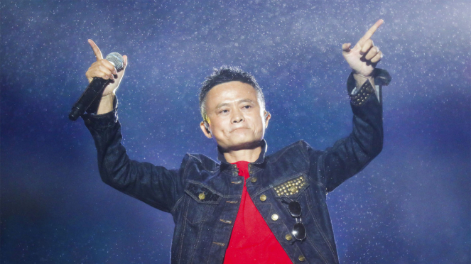 Penampilan Bos Alibaba Group Jack Ma dalam Festival Musik Yunqi di China.