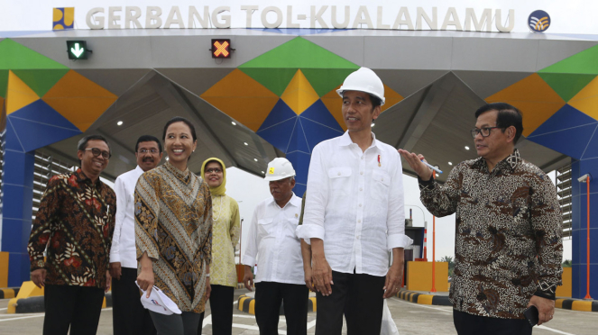 Jokowi Resmikan Tol di Sumut