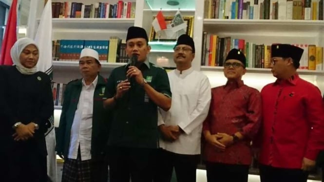 Sekjen PKB Abdul Karding bersama Gus Ipul dan Azwar Anas.