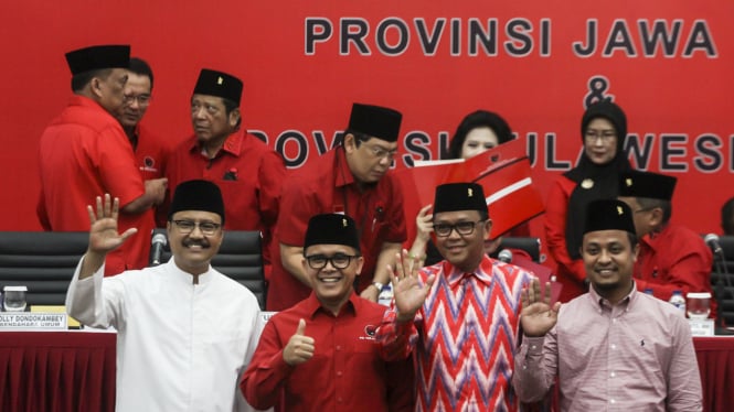 PDIP pilih pasangan Gus Ipul - Azwar Anas dalam pertarungan Pilkada Jawa Timur.