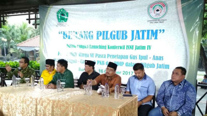 Diskusi tentang Pemilihan Gubernur Jawa Timur yang digelar Ikatan Sarjana NU di di Surabaya pada Senin, 16 Oktober 2017.
