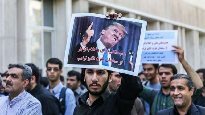 Protes terhadap Donald Trump di Teheran, Iran