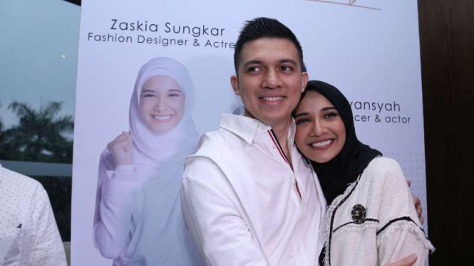 Irwansyah dan Zaskia Sungkar