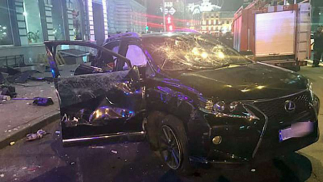 Terobos lampu merah, mobil Lexus Alyona Zaitseva tewaskan 6 orang