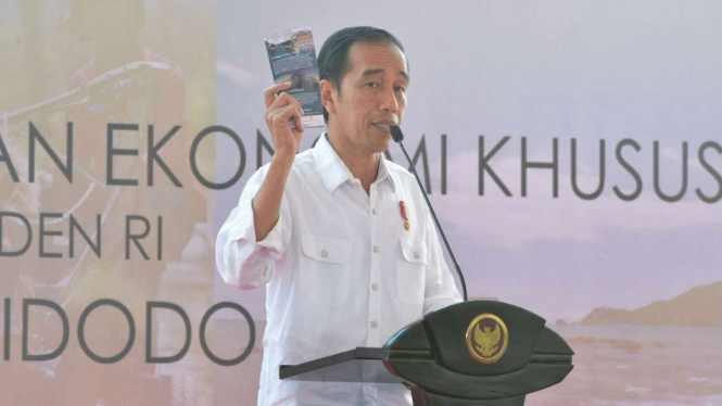 Presiden Joko Widodo saat meresmikan KEK Mandalika