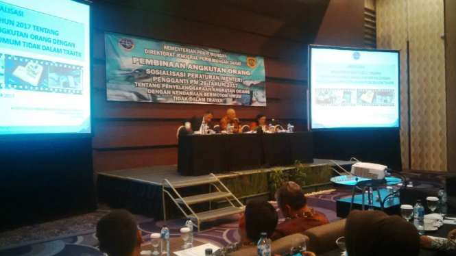 Sosialisasi revisi aturan transportasi online di Bandung