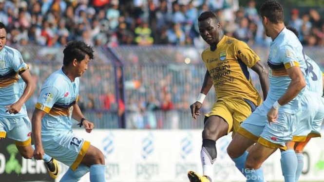 Pertandingan Persela vs Persib